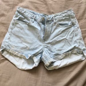 Mom Jean shorts
